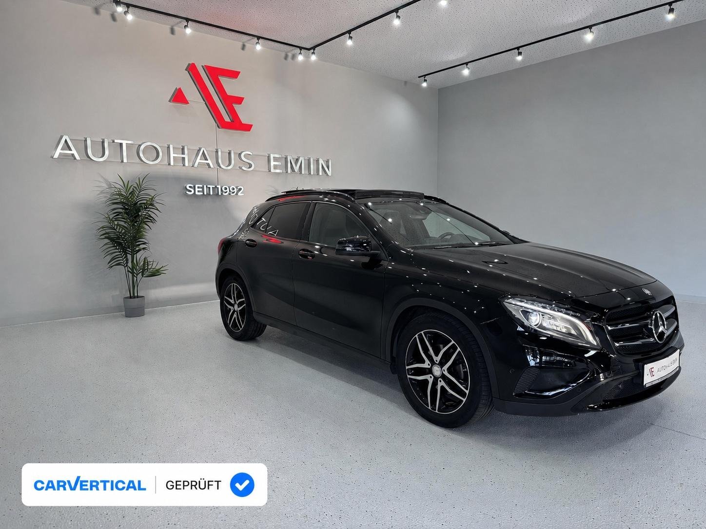 Mercedes-Benz GLA 220